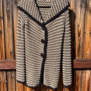 Free People oversized cable knit cardigan in black and cream size M!